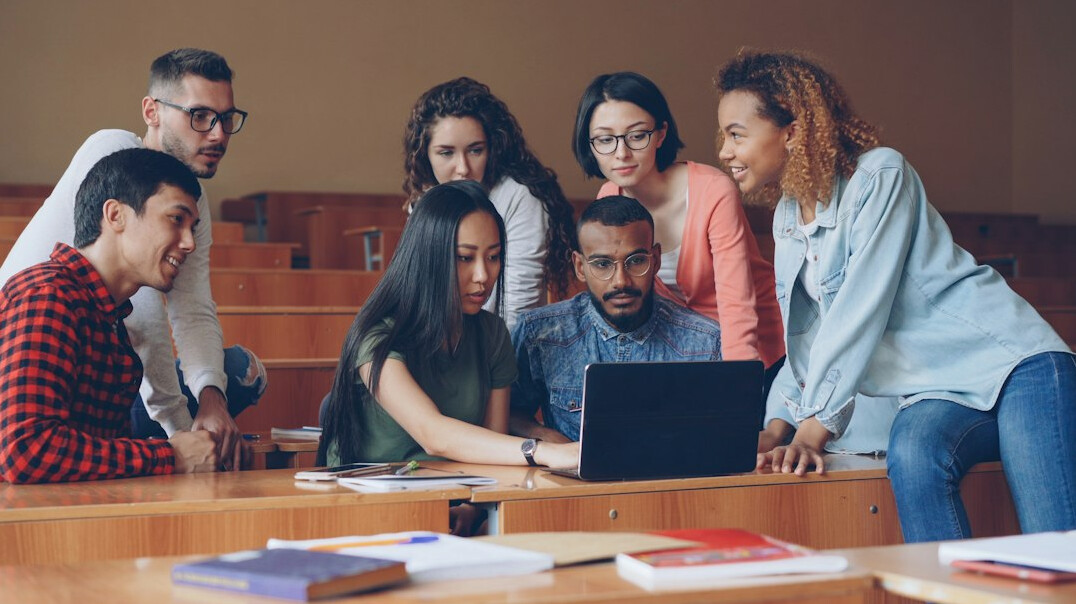 diverse group discussion